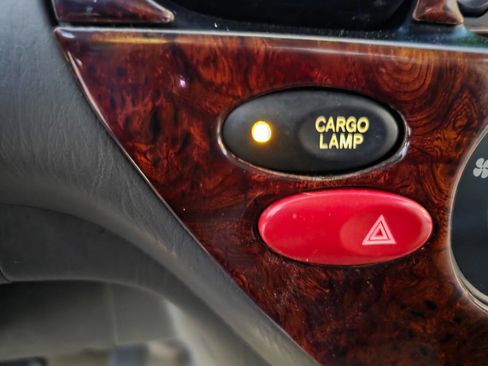 Used 2000 Toyota Tundra Limited image 38