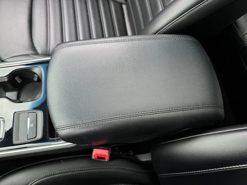 Used 2020 Ford Edge SEL w/ Convenience Package AWD/4WD image 19