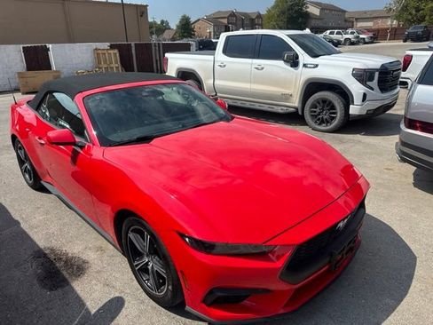 Used 2025 Ford Mustang Premium RWD image 20