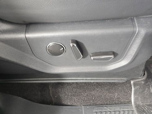 Used 2022 Ford Expedition Max Limited image 28