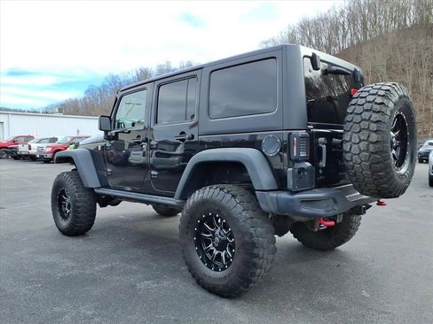 Used 2017 Jeep Wrangler Unlimited Rubicon image 8