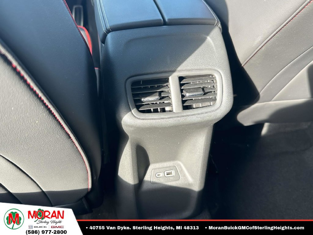 Certified 2023 Buick Envision Essence w/ Technology Package I AWD/4WD image 13