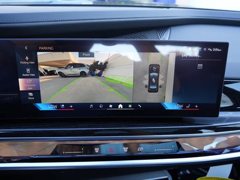 New 2026 BMW i7 xDrive60 image 18