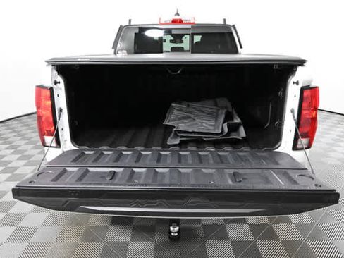 Used 2023 Chevrolet Colorado Trail Boss w/ Technology Package image 8