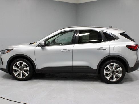 Used 2023 Ford Escape Platinum AWD/4WD image 8