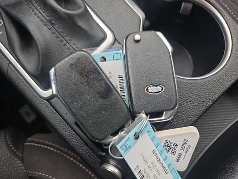 Certified 2022 Kia Sportage LX image 32