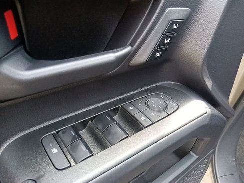 Used 2025 Toyota 4Runner TRD Pro AWD/4WD image 12