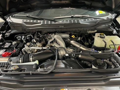 Used 2022 Ford F350 Limited image 23