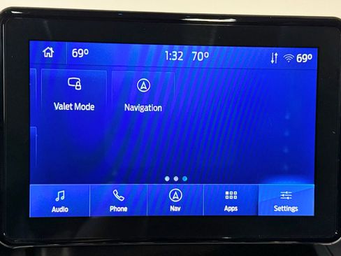 Used 2022 Ford Explorer XLT w/ Equipment Group 202A image 92