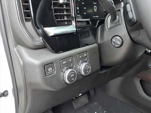 New 2026 GMC Sierra 1500 SLT w/ SLT Premium Plus Package image 20