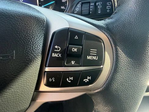 Used 2023 Ford Explorer XLT w/ Equipment Group 202A AWD/4WD image 17