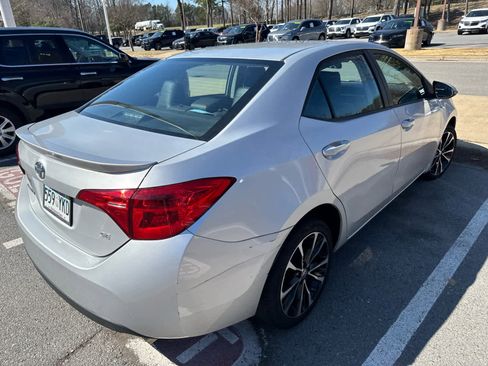 Used 2019 Toyota Corolla SE image 4
