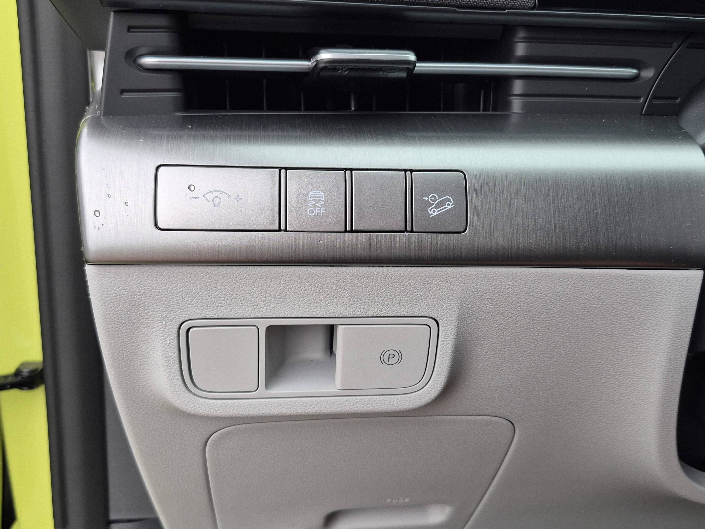 New 2026 Hyundai Kona SEL Premium FWD image 26