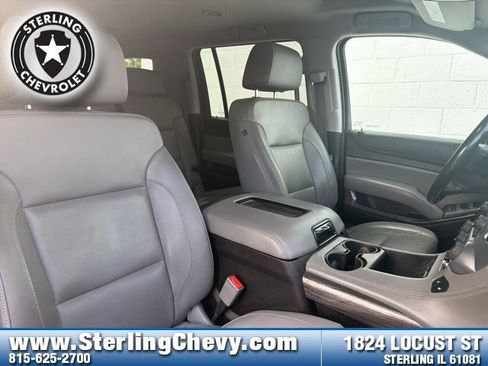 Used 2019 Chevrolet Suburban LT AWD/4WD image 11