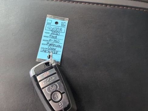 Used 2020 Ford F150 Platinum w/ Equipment Group 701A Luxury image 34