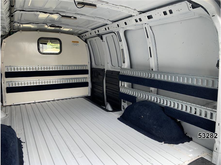 Used 2020 Chevrolet Express 2500 RWD image 11