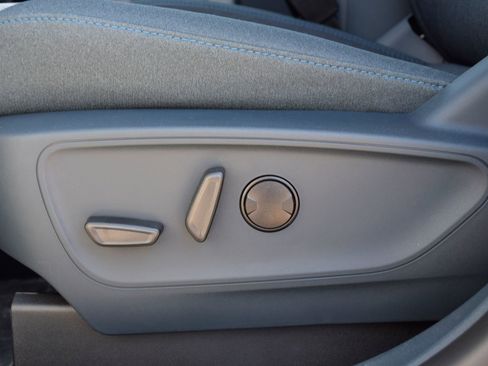 New 2026 Ford Maverick XLT w/ XLT Luxury Package image 16