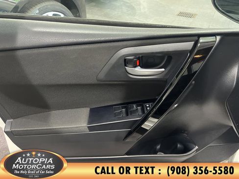 Used 2017 Toyota Corolla iM image 18