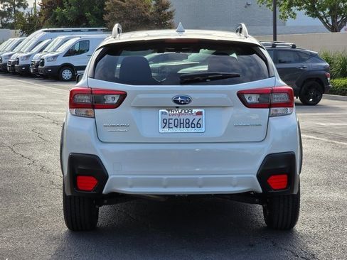 Used 2023 Subaru Crosstrek 2.0i Premium image 6