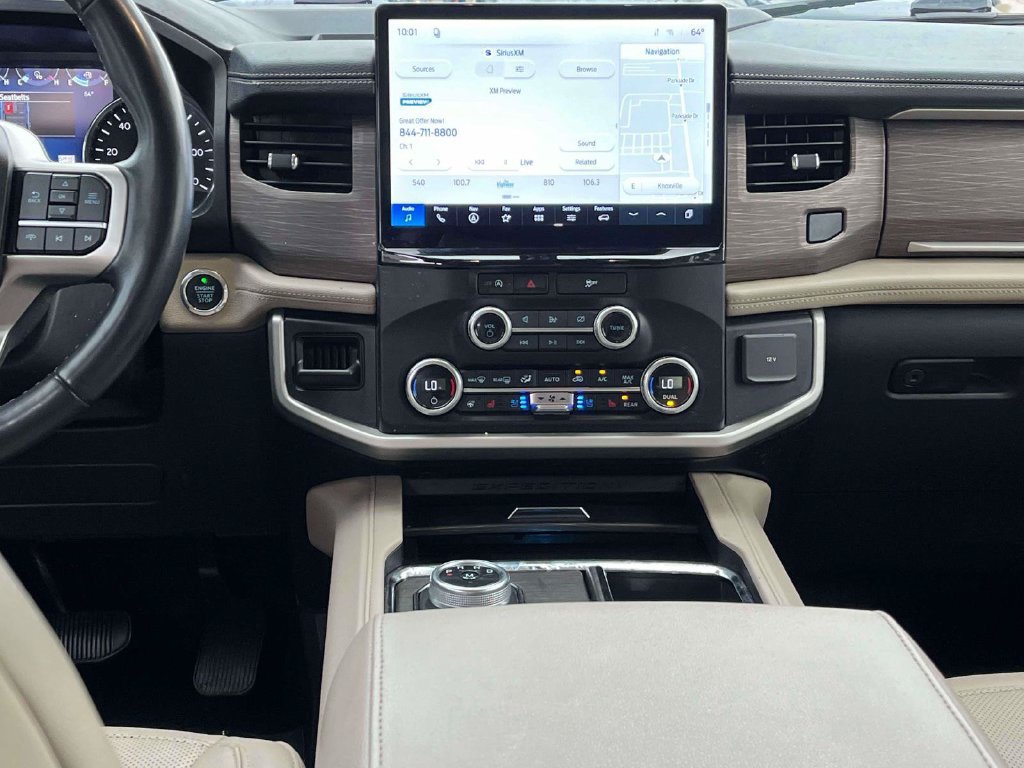 Used 2024 Ford Expedition Max Limited RWD image 3