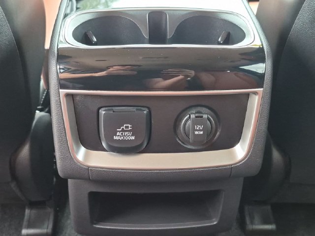 Used 2022 Kia Carnival SX FWD image 20