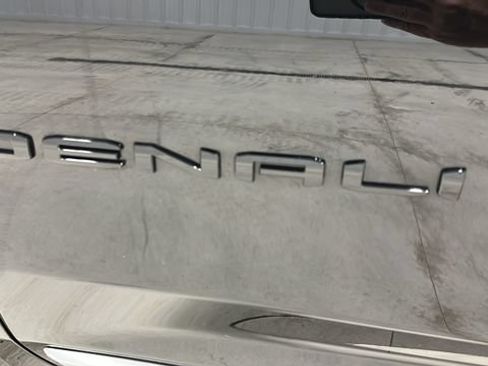 Used 2024 GMC Yukon Denali AWD/4WD image 41