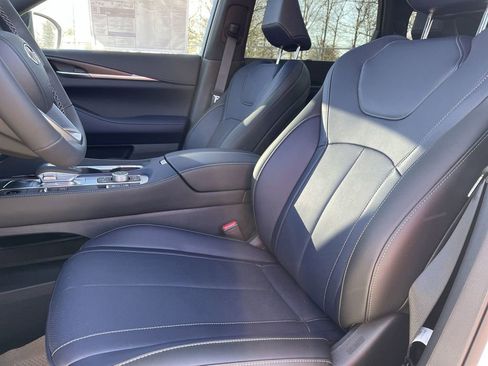 New 2026 INFINITI QX60 Sport w/ Dark Cargo Package image 13