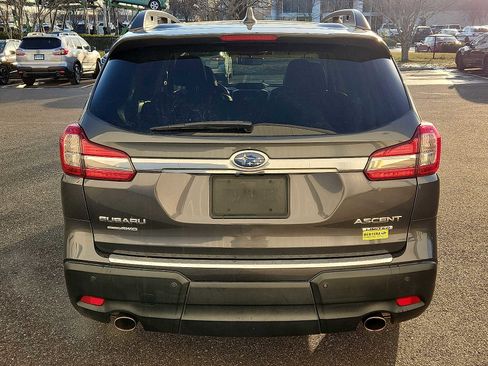 Used 2021 Subaru Ascent Limited w/ Technology Package image 5