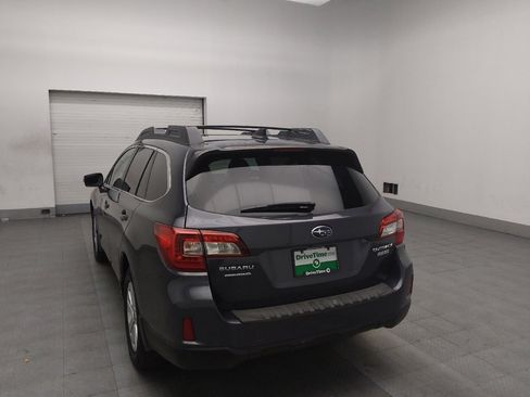 Used 2016 Subaru Outback 2.5i Premium image 5