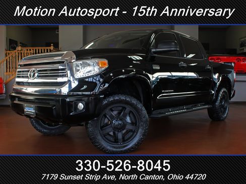 Used 2017 Toyota Tundra SR5 image 1
