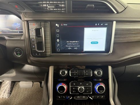 Used 2023 GMC Yukon Denali AWD/4WD image 21