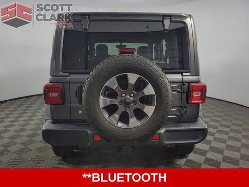 Used 2018 Jeep Wrangler Unlimited Sahara w/ Dual Top Group image 7