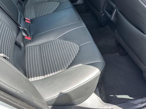 Used 2023 Toyota Camry SE image 17