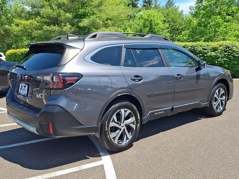 Used 2022 Subaru Outback Limited AWD/4WD image 6