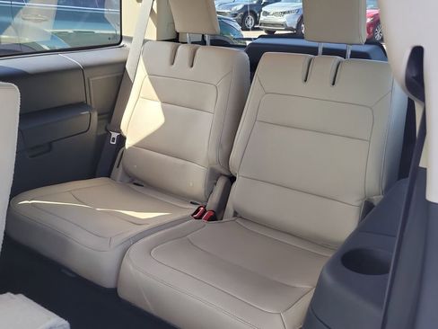 Used 2019 Ford Flex Limited image 12