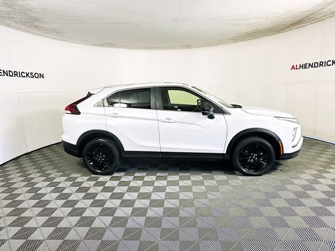 Used 2023 Mitsubishi Eclipse Cross LE image 2