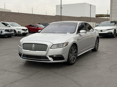 Used 2019 Lincoln Continental Reserve image 9