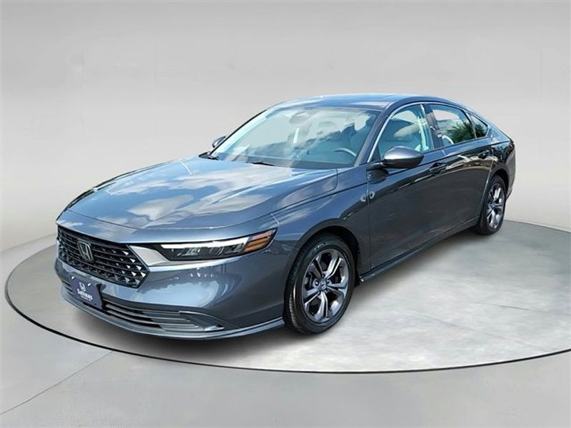 Certified 2023 Honda Accord EX image 1