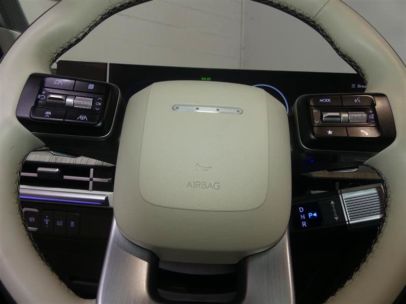 Used 2024 Hyundai Santa Fe Calligraphy AWD/4WD image 33