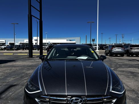 Used 2020 Hyundai Sonata SE FWD image 8