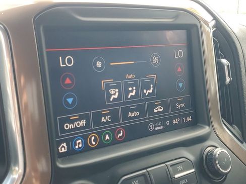 Used 2021 Chevrolet Silverado 1500 High Country image 24