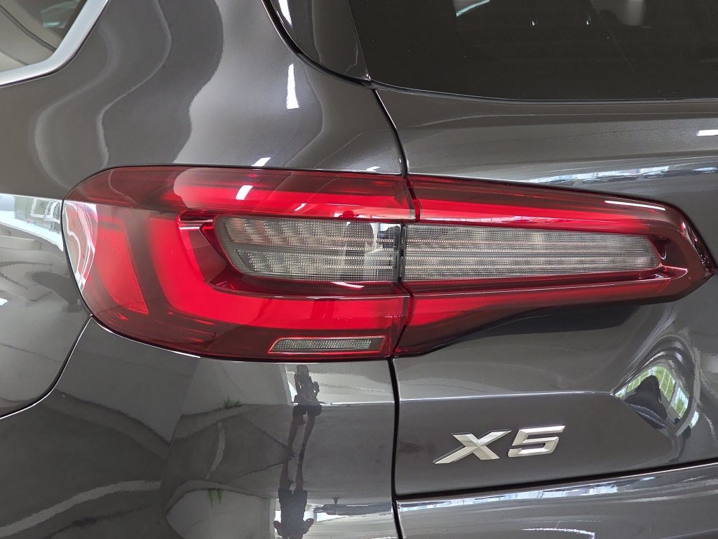 Certified 2023 BMW X5 sDrive40i w/ Premium Package RWD image 33