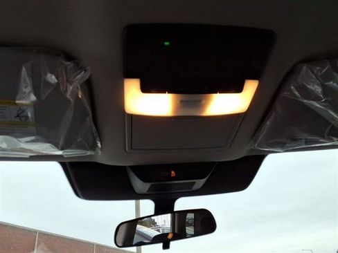 New 2026 Nissan Pathfinder SV image 24