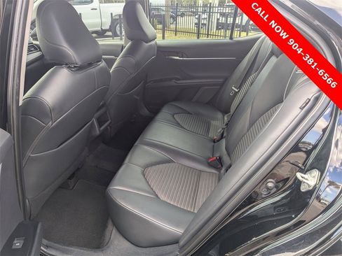 Used 2019 Toyota Camry SE image 13