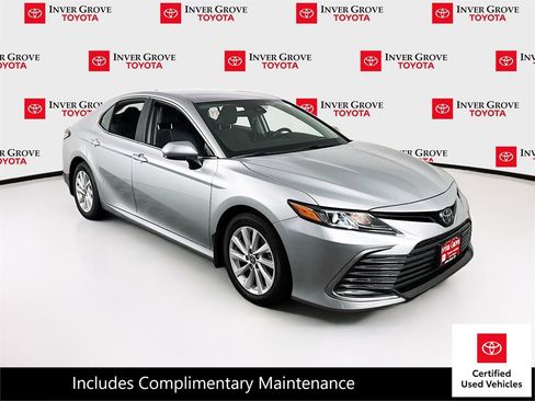 Certified 2022 Toyota Camry LE AWD/4WD image 3