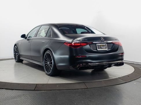 Used 2024 Mercedes-Benz S 63 AMG S w/ Carbon Fiber Exterior Package image 33