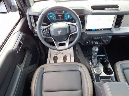 New 2025 Ford Bronco Outer Banks image 7