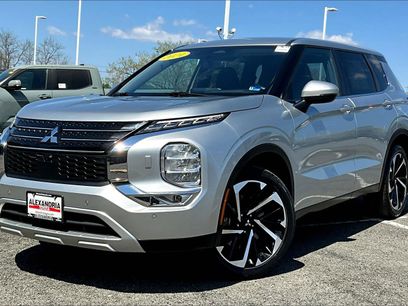 Used 2024 Mitsubishi Outlander SE