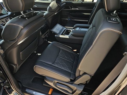 New 2026 Jeep Grand Wagoneer L Summit AWD/4WD image 14