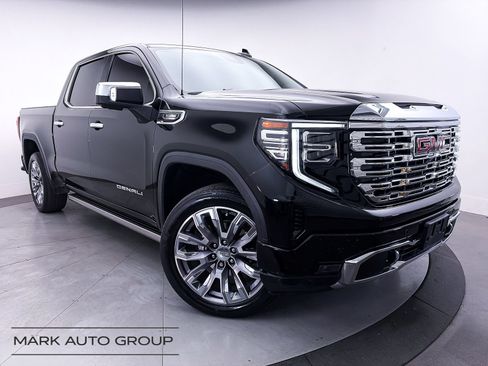 Used 2023 GMC Sierra 1500 Denali w/ Denali Reserve Package AWD/4WD image 1